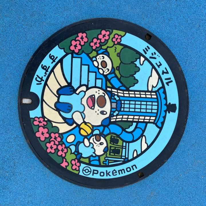 鈴鹿市 住吉町地内のポケふた（ミジュマル）の写真